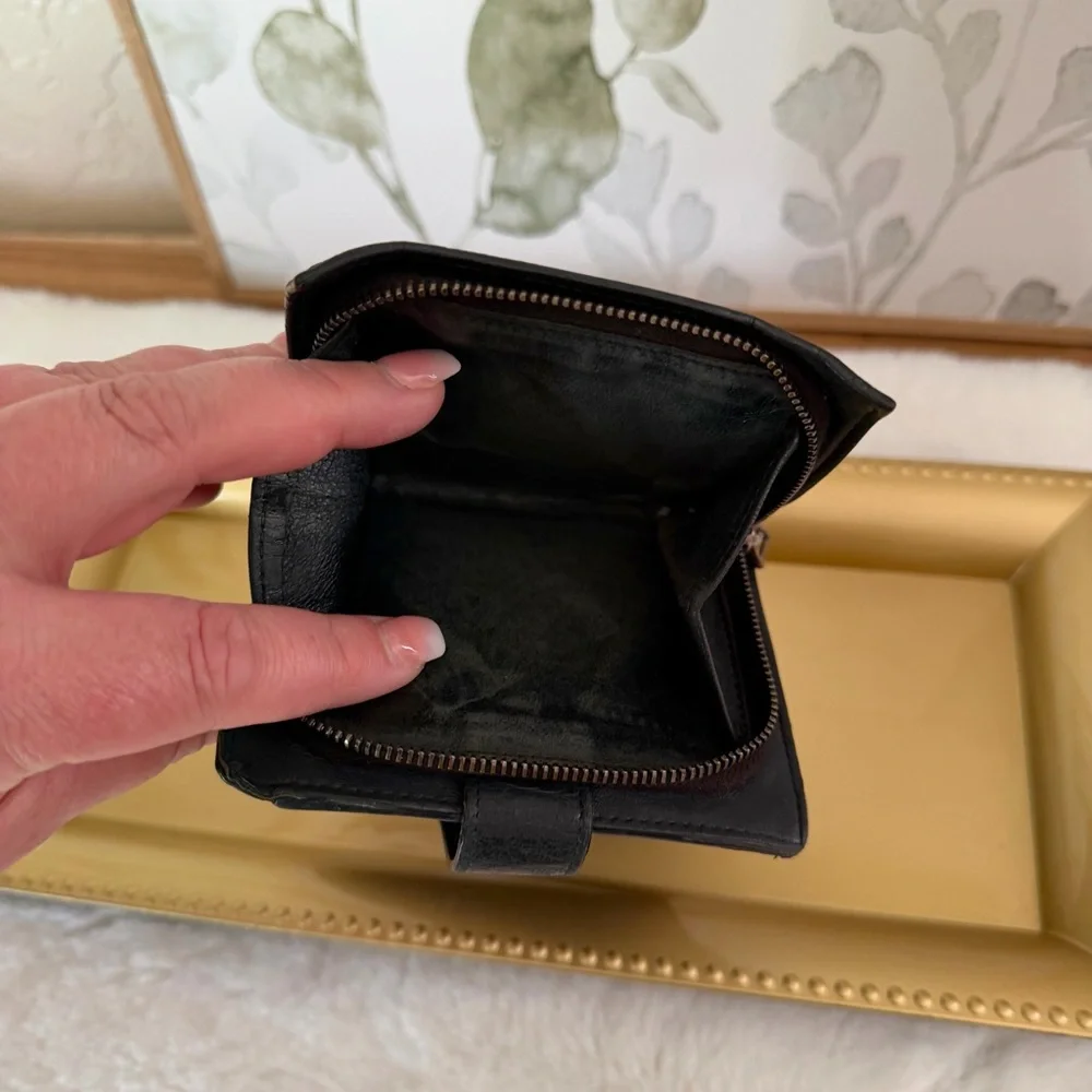 Bottega Veneta Black Intrecciato Leather Wallet - Picture 9 of 16